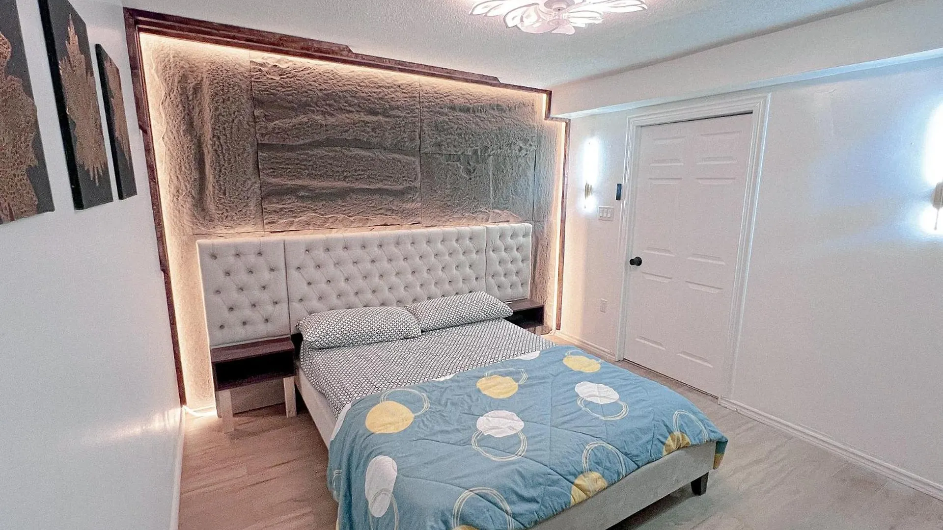 Holiday home D10 Room Near Airport Brampton