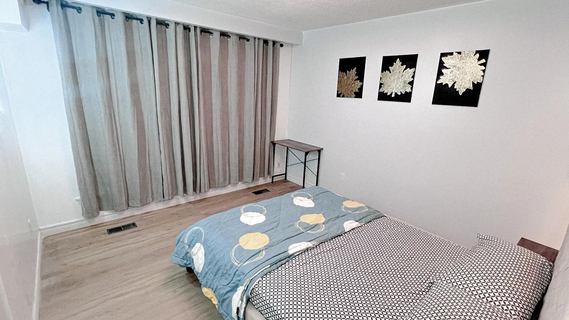 D10 Room Near Airport Brampton Holiday home